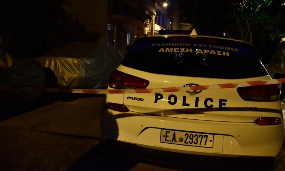 Τρόμος στον Νέο Κόσμο τα ξημερώματα: Δύο ληστείες από άτομα με μηχανές - Στο νοσοκομείο 3 μετά από άγρια επίθεση